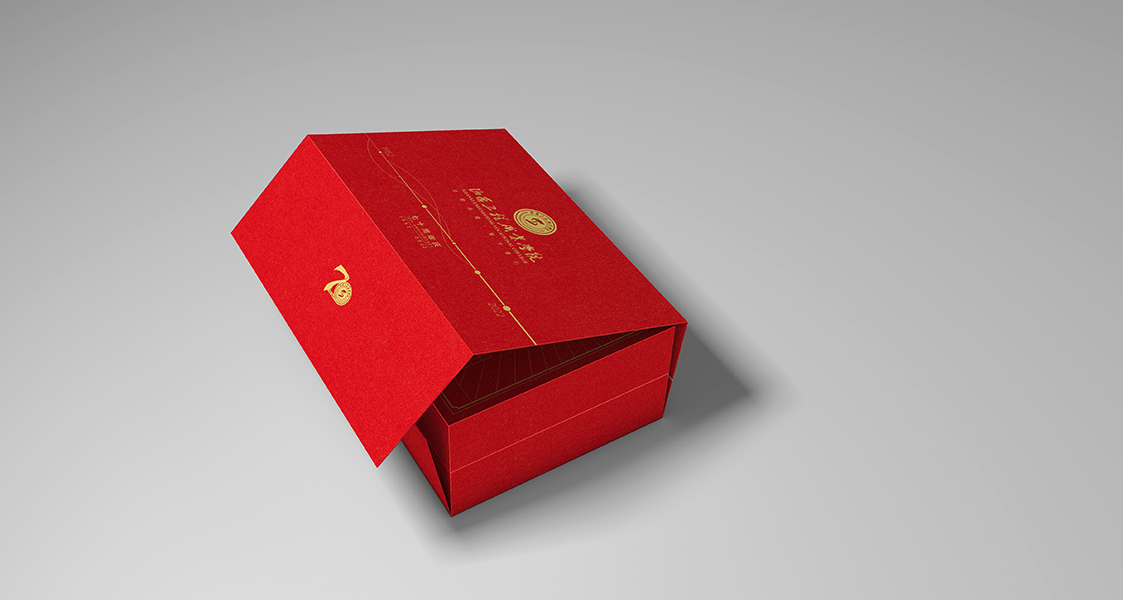 山西工程職業(yè)學院校慶包裝禮盒